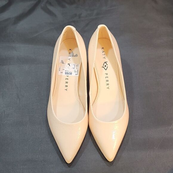 BRAND NEW KATY PERRY LOW HEEL WOMEN'S PUMP - Picture 2 of 16